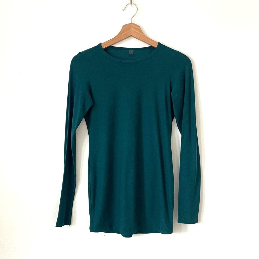 Beyond Yoga – Beyond the Bump Featherweight Long Sleeve Shirt in Aqua Blue